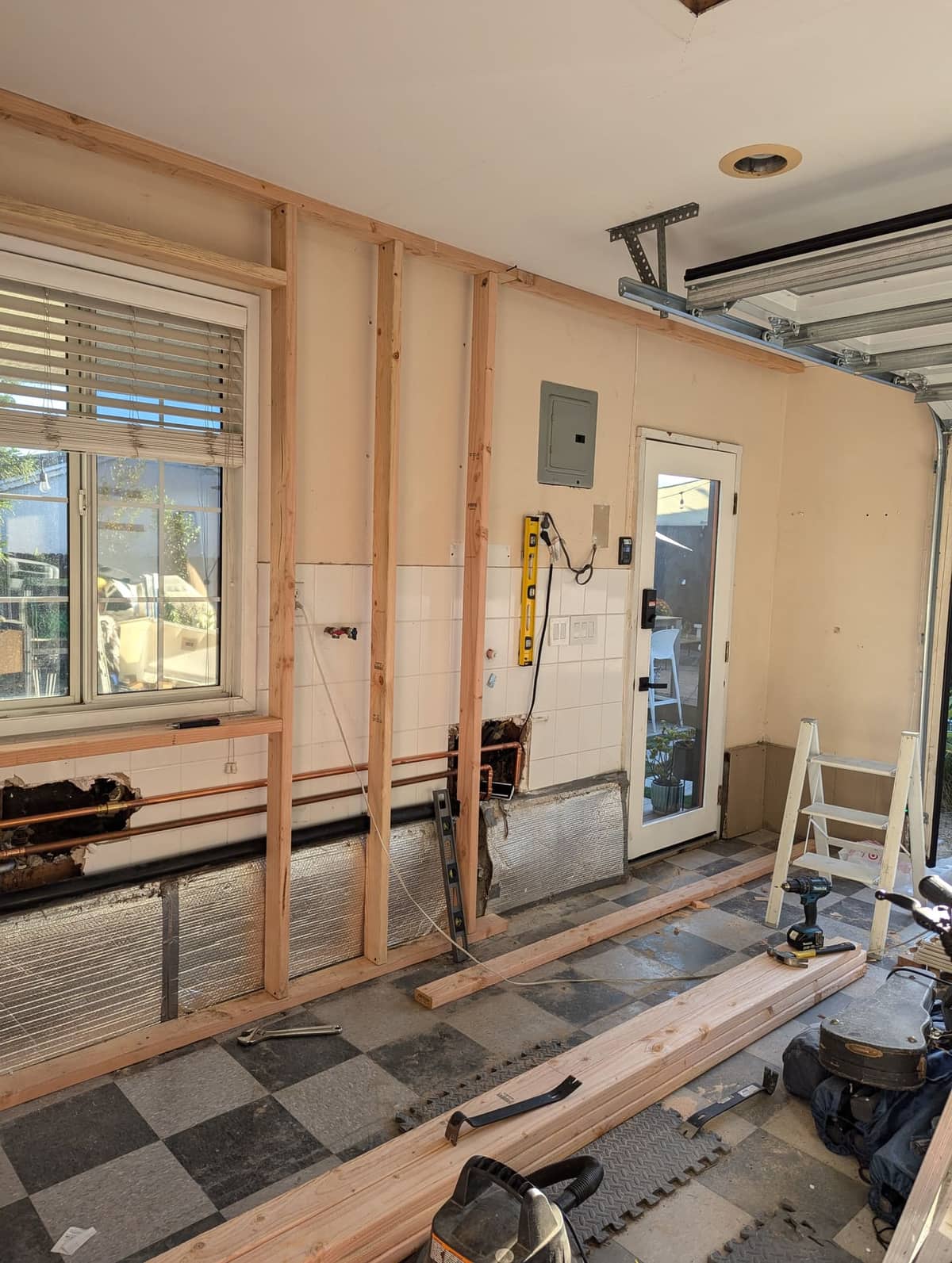 Drywall repair in Los Angeles