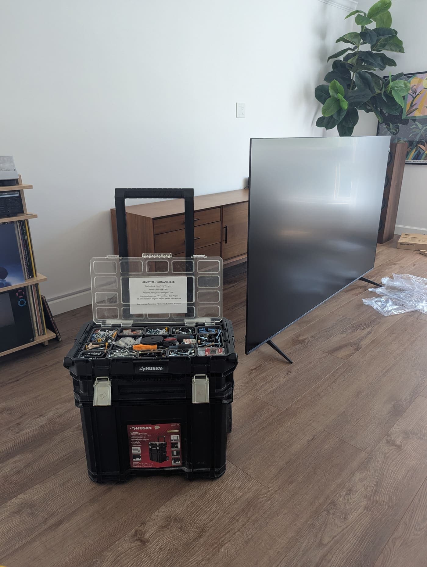 Second-floor Glendale condominium TV bracket installation