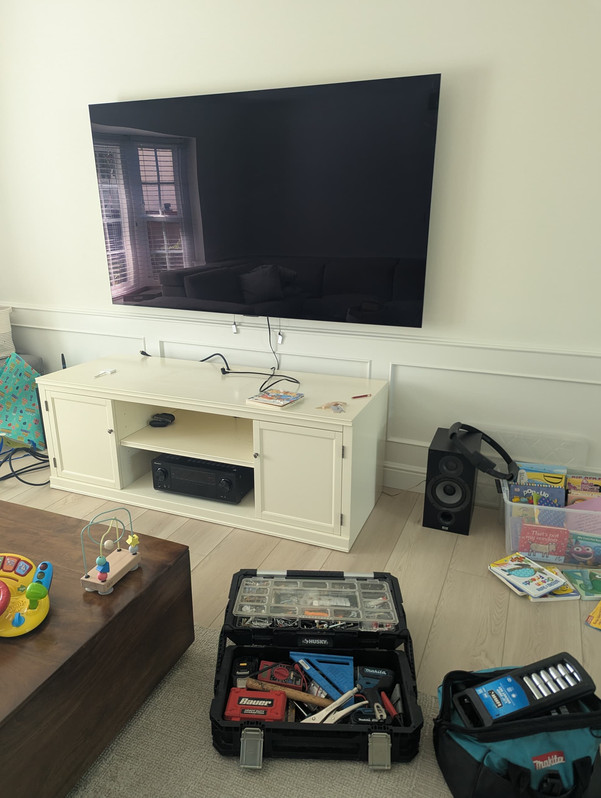 TV mounting Hollywood