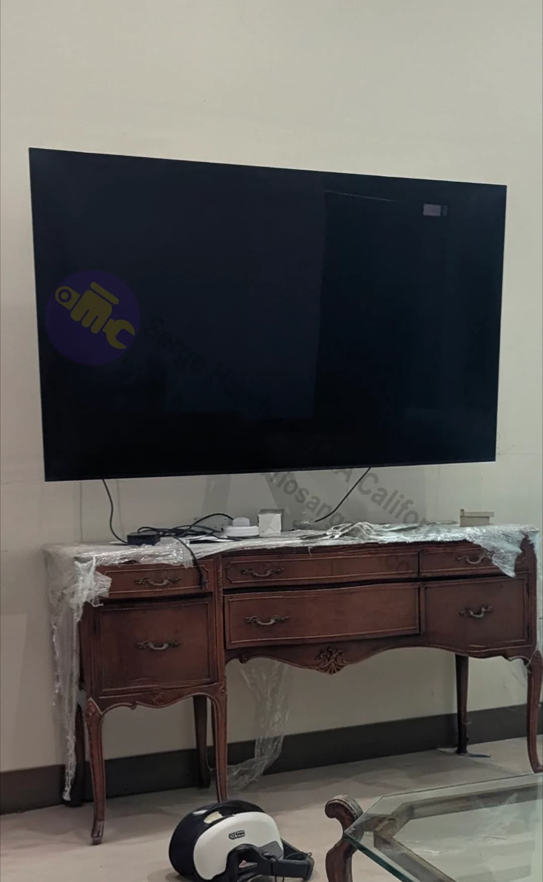 85" flat screen TV wall mounting installation in Los Angeles CA